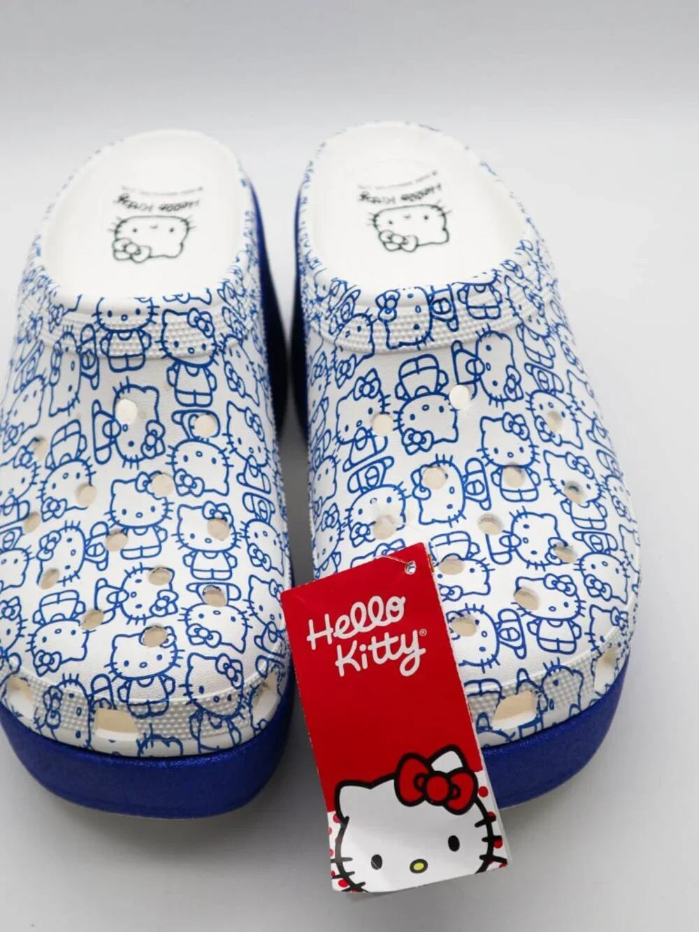 Crocs x Hello Kitty Platform Siren Clogs Women’s 11 / Men’s 9 Blue White NEW